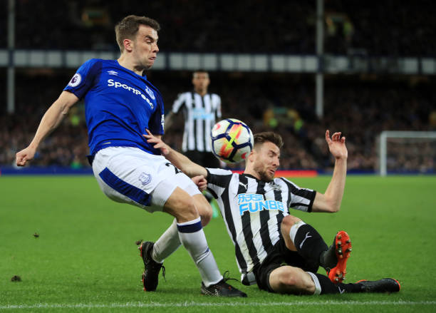 效力时就有 效力时就有