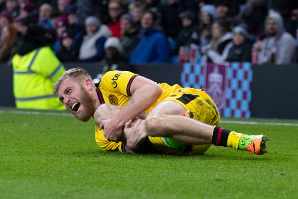 在球场上证 在球场上证